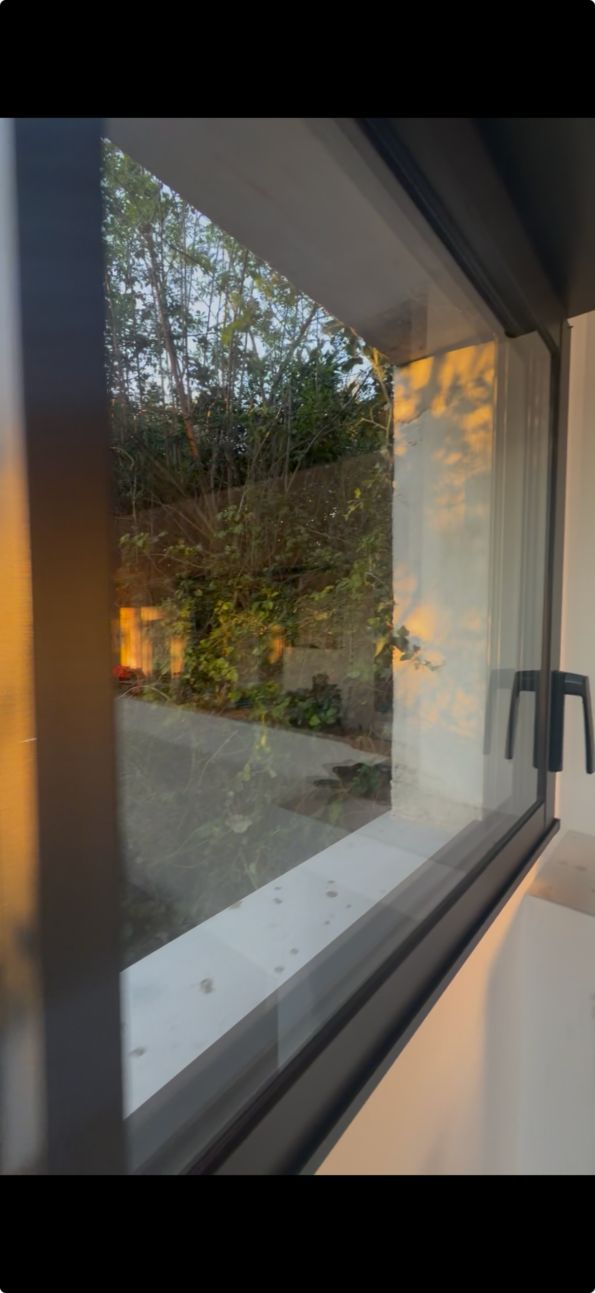 Porte coulissante vitrée après nettoyage